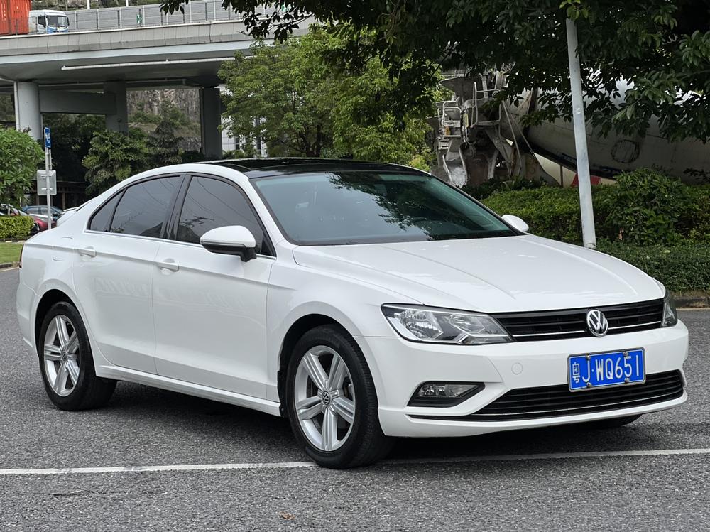 Volkswagen Lamando