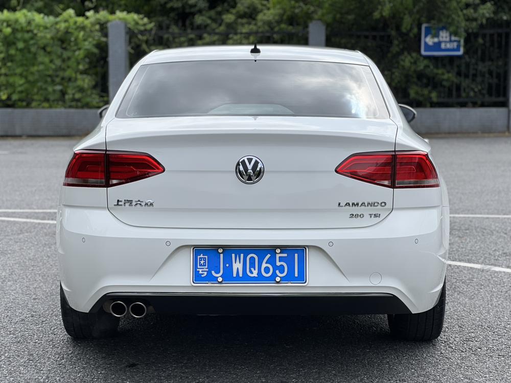 Volkswagen Lamando