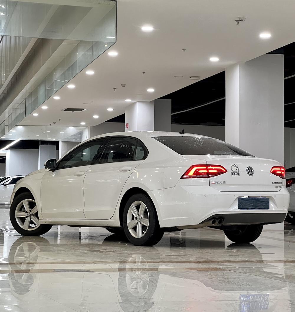 Volkswagen Lamando