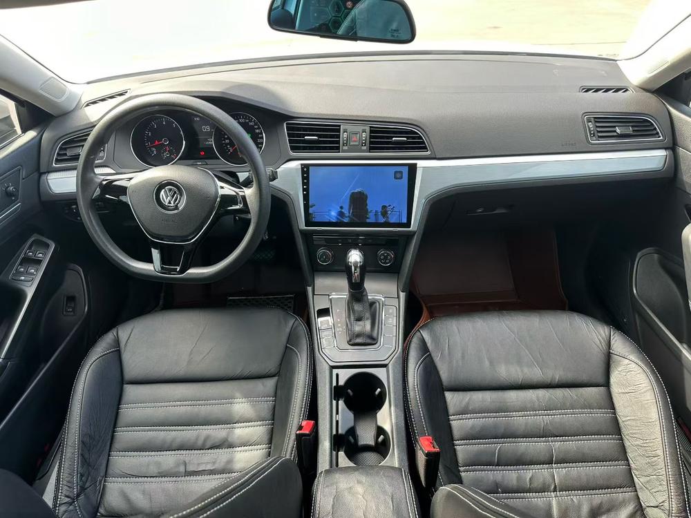 Volkswagen Lamando