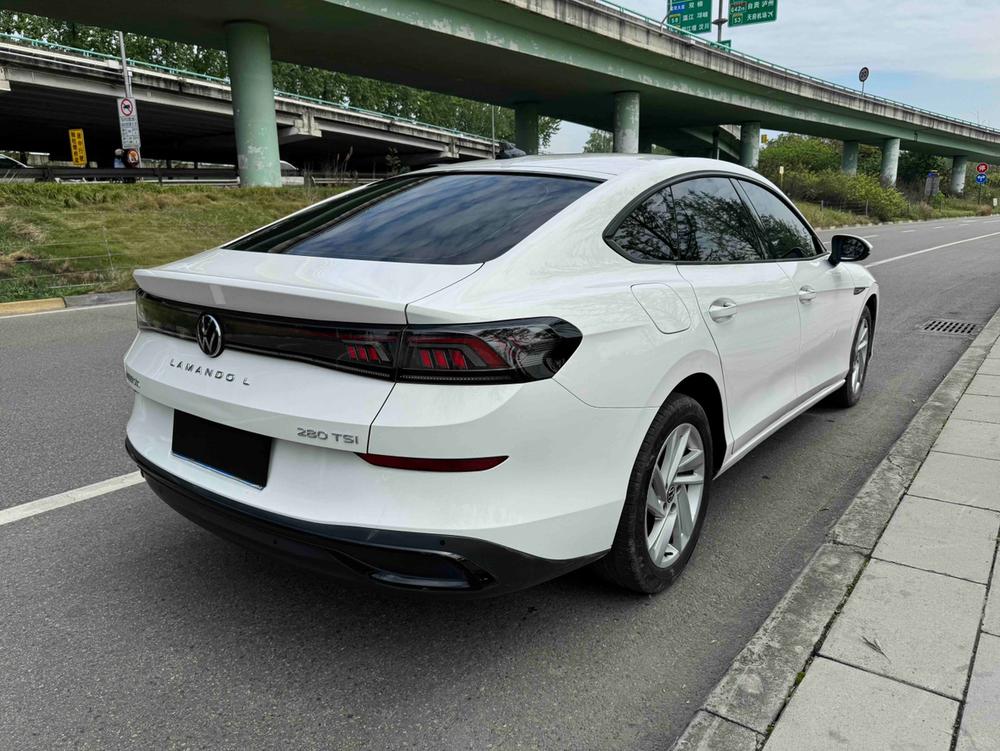 Volkswagen Lamando