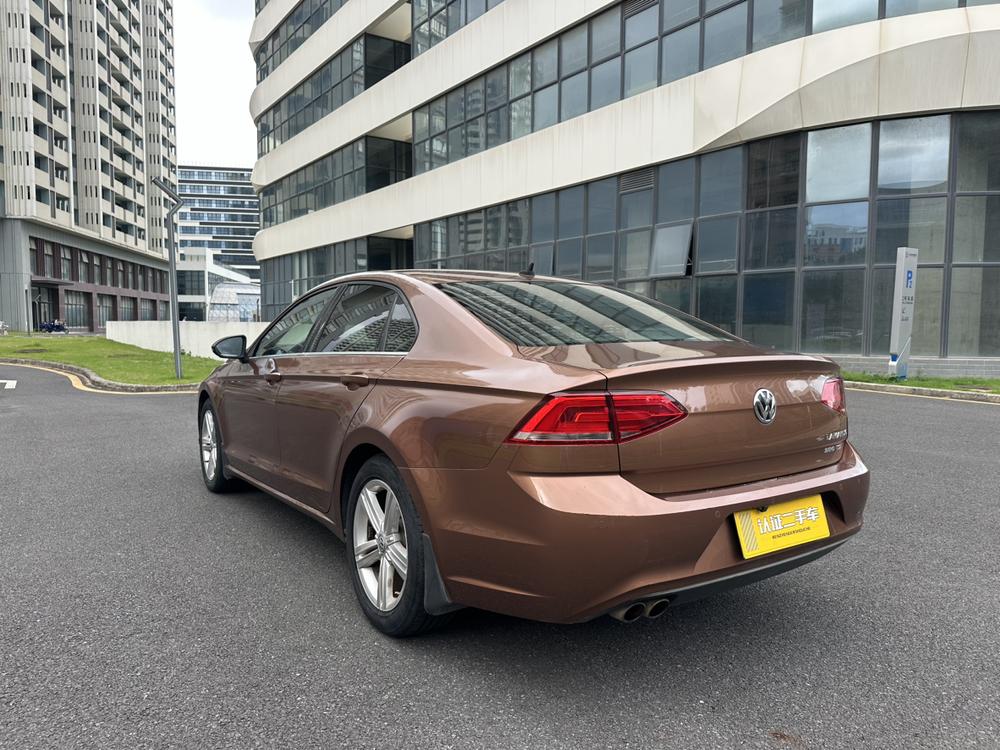 Volkswagen Lamando