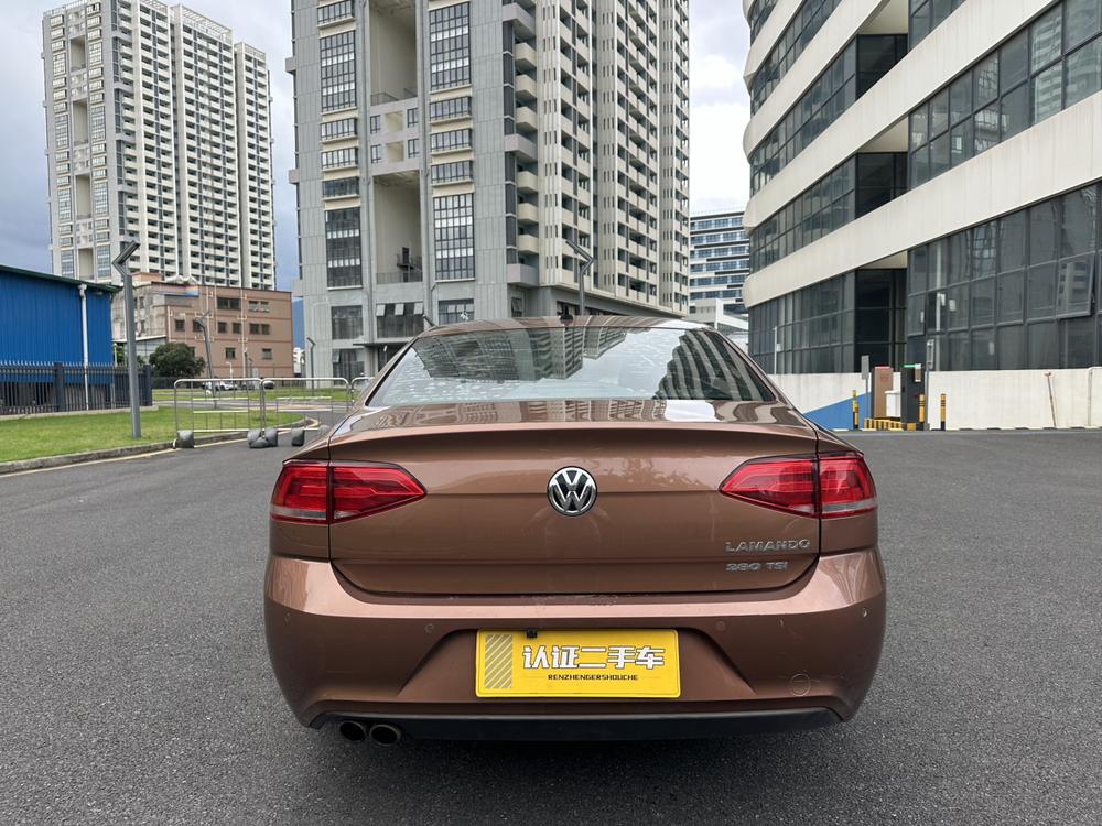 Volkswagen Lamando