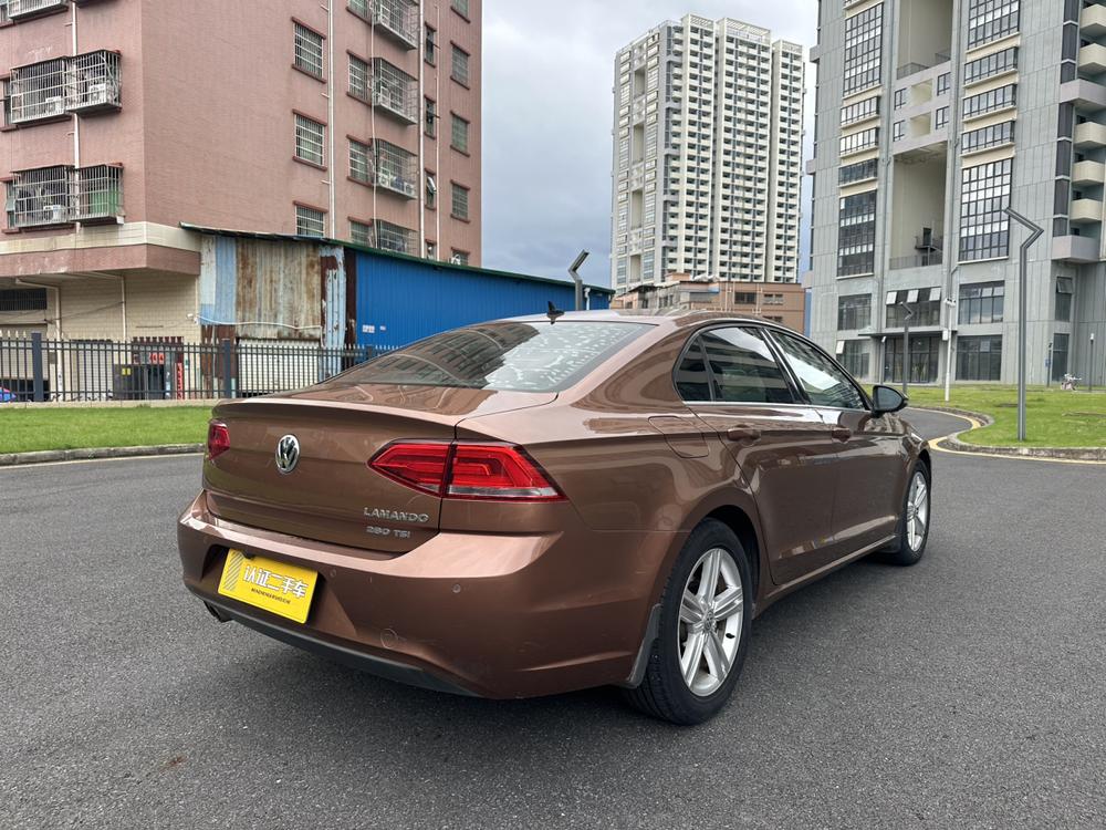 Volkswagen Lamando