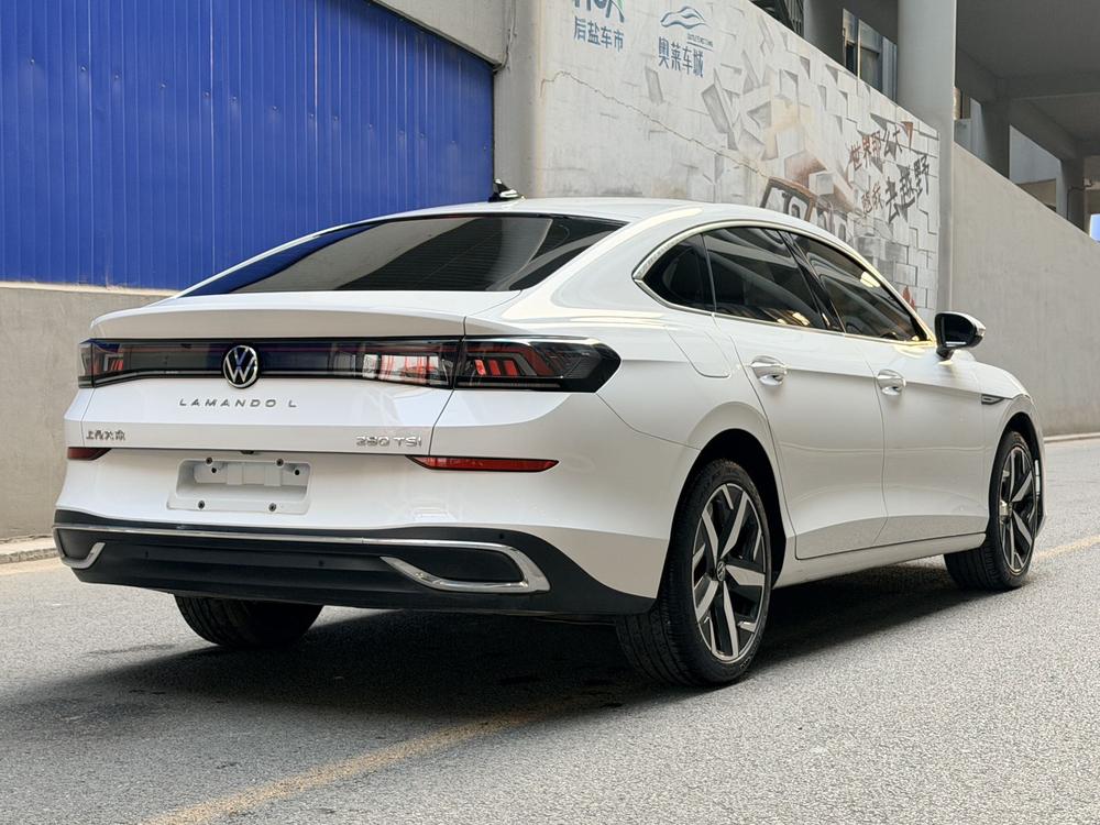 Volkswagen Lamando