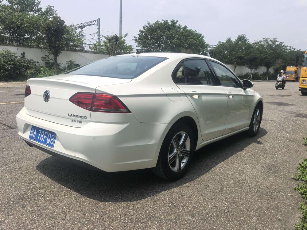 Volkswagen Lamando