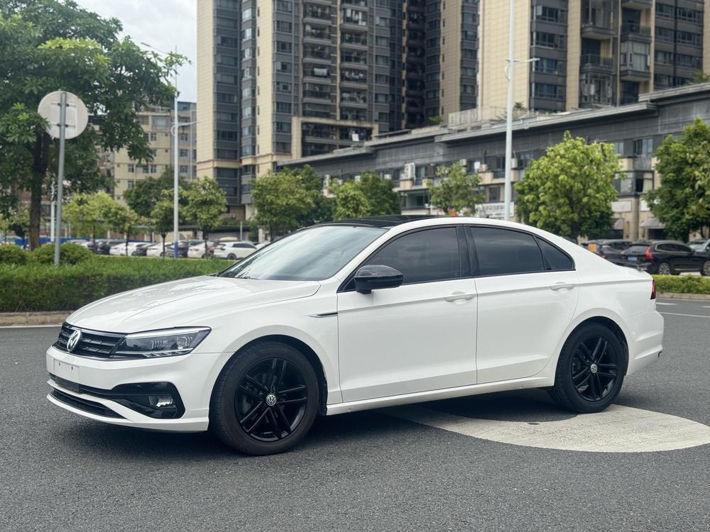 Volkswagen Lamando