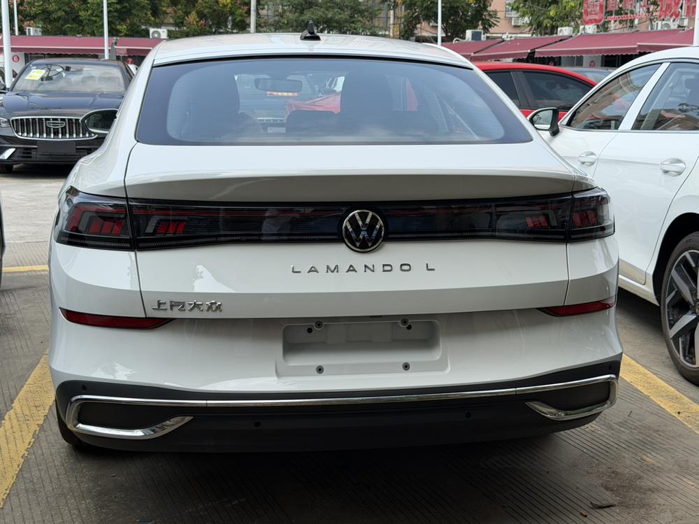 Volkswagen Lamando