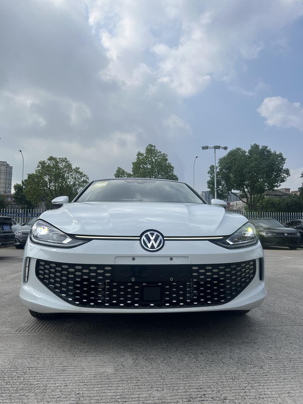 Volkswagen Lamando