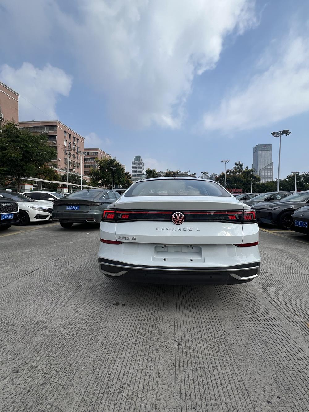 Volkswagen Lamando