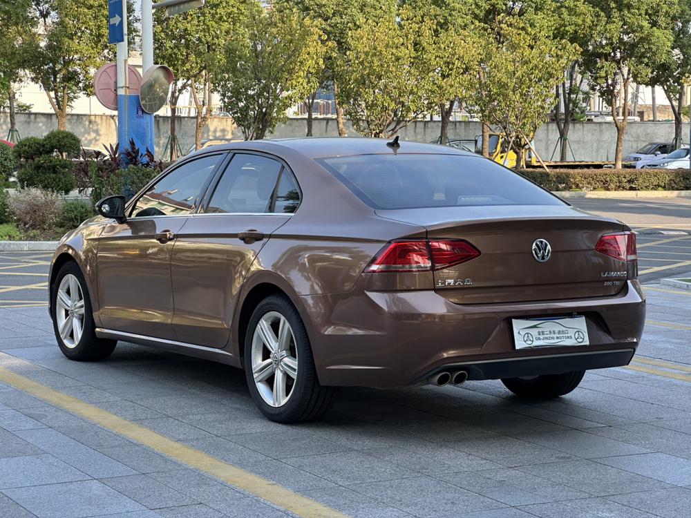 Volkswagen Lamando