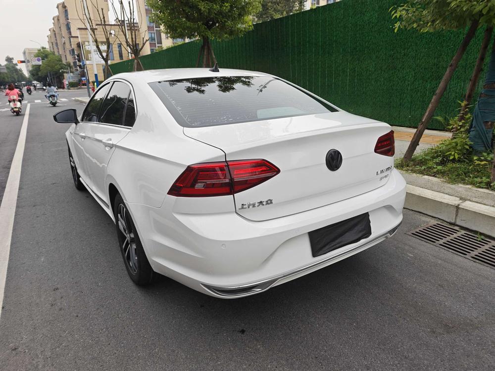 Volkswagen Lamando