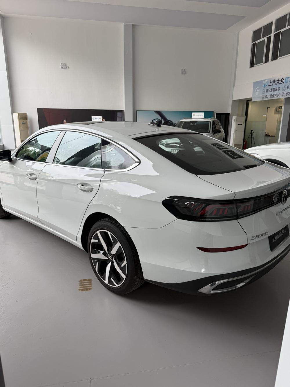 Volkswagen Lamando