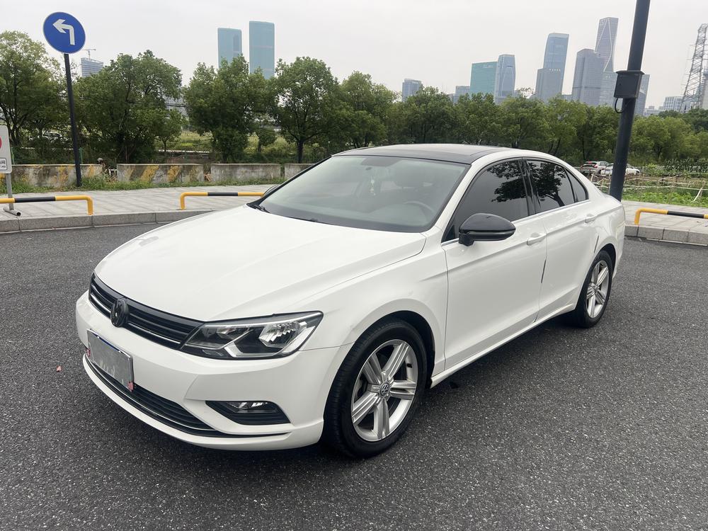 Volkswagen Lamando