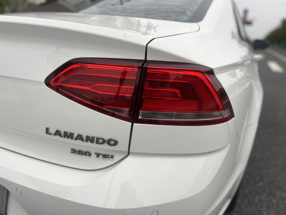 Volkswagen Lamando
