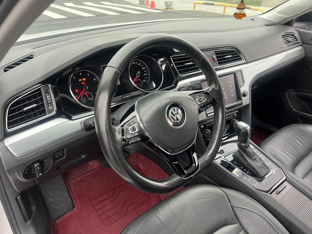 Volkswagen Lamando