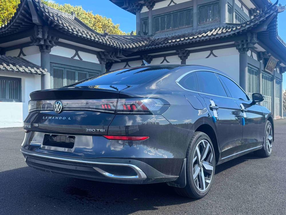 Volkswagen Lamando