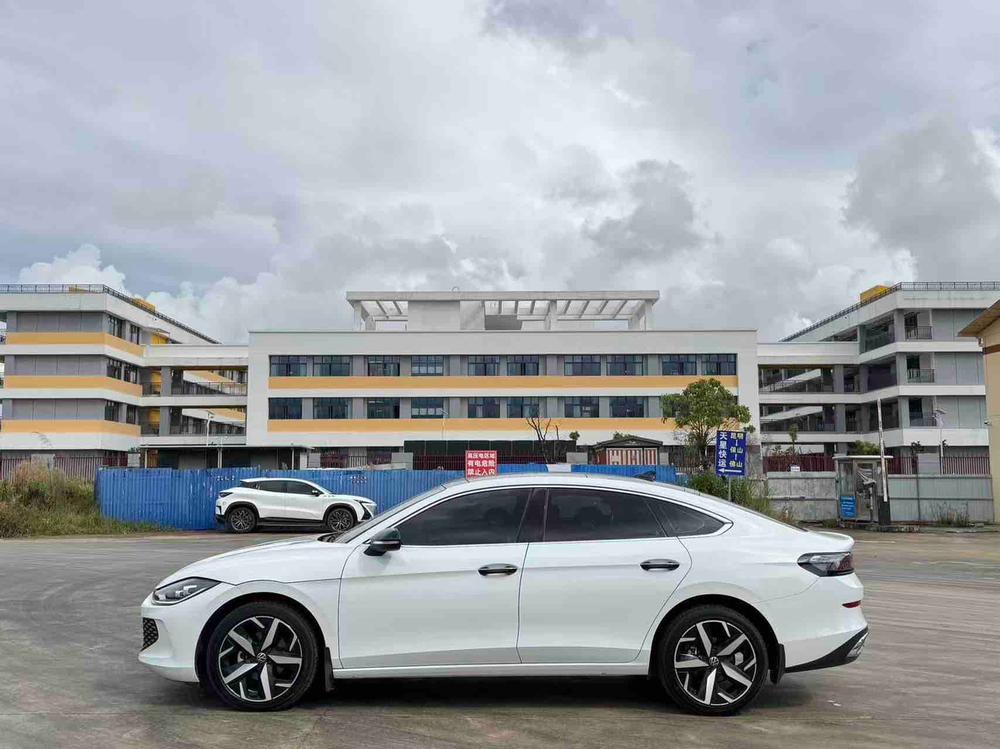 Volkswagen Lamando