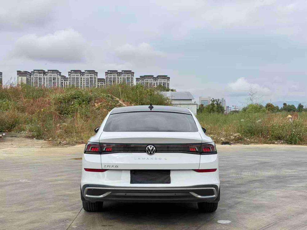 Volkswagen Lamando