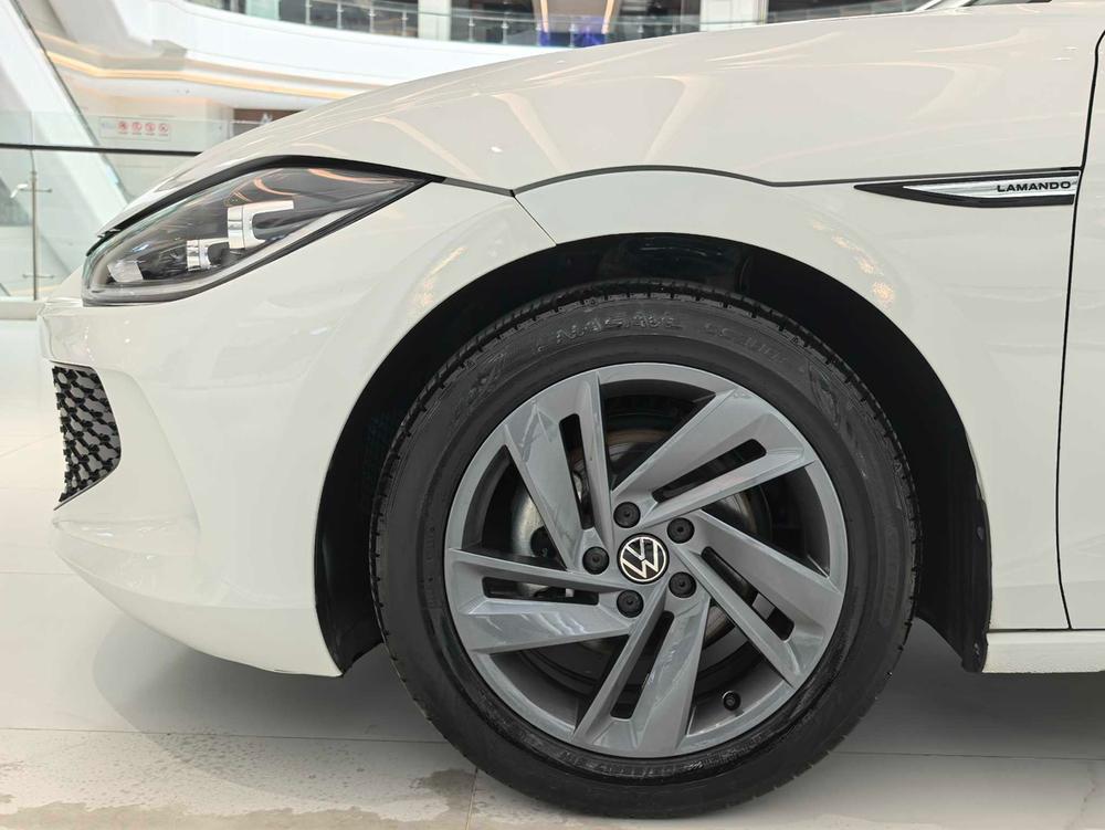 Volkswagen Lamando