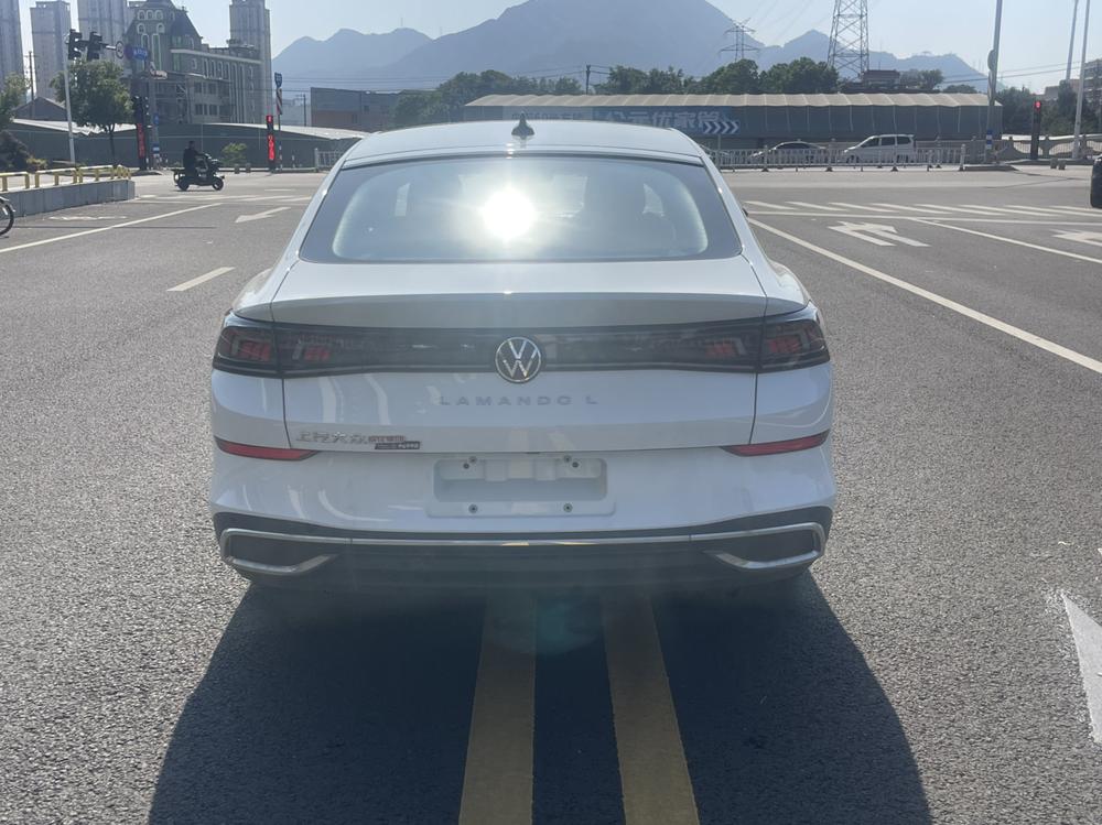 Volkswagen Lamando