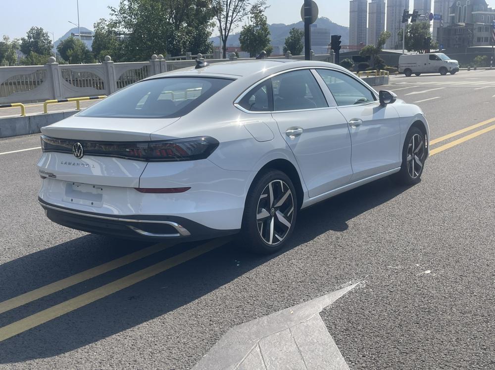 Volkswagen Lamando