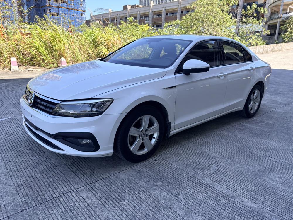 Volkswagen Lamando