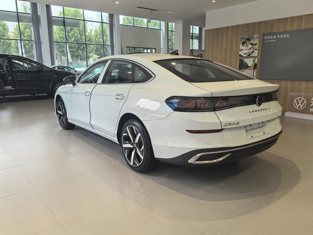 Volkswagen Lamando