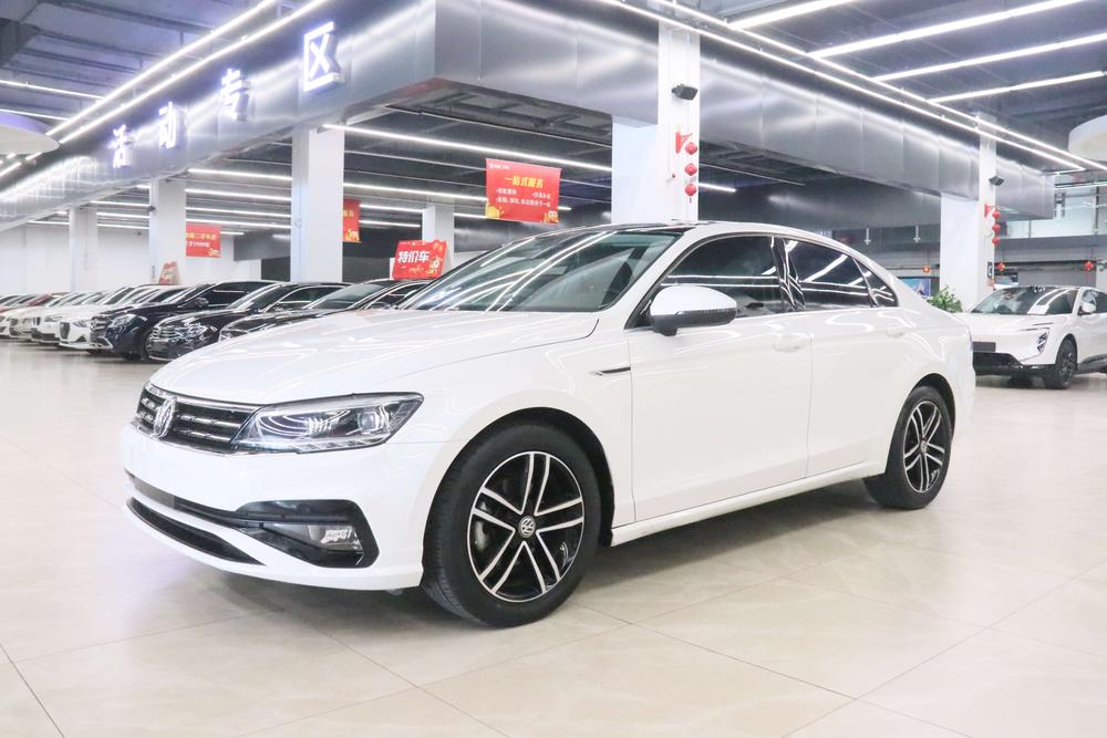 Volkswagen Lamando