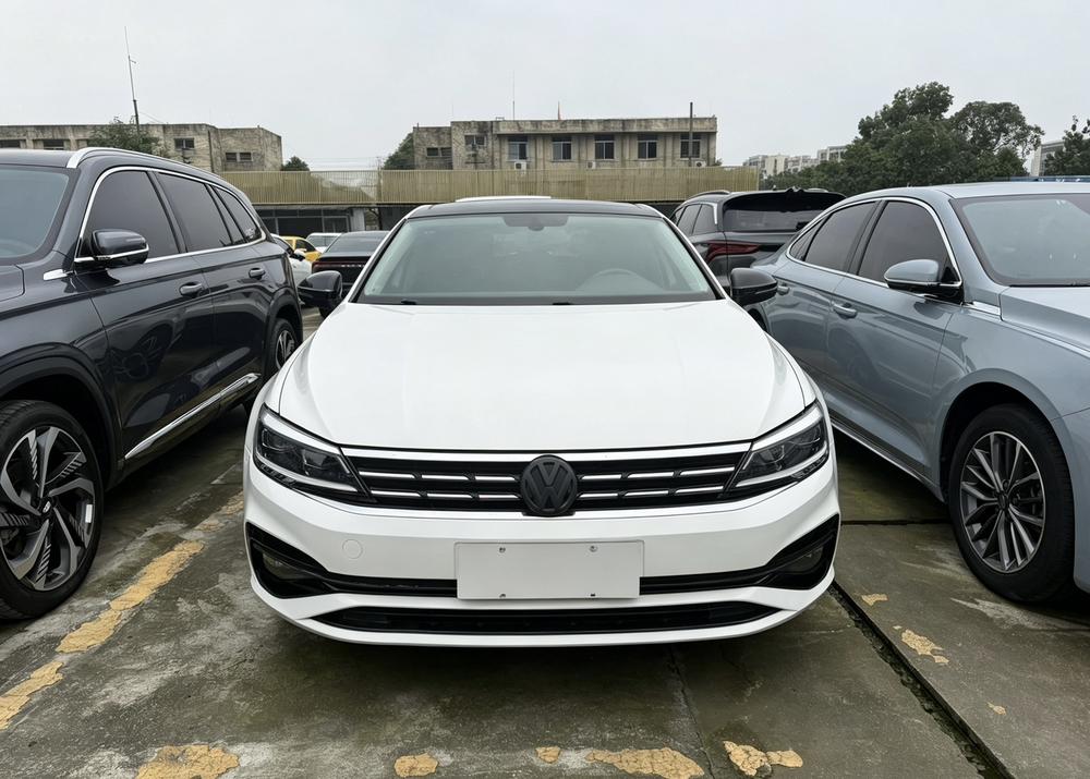 Volkswagen Lamando