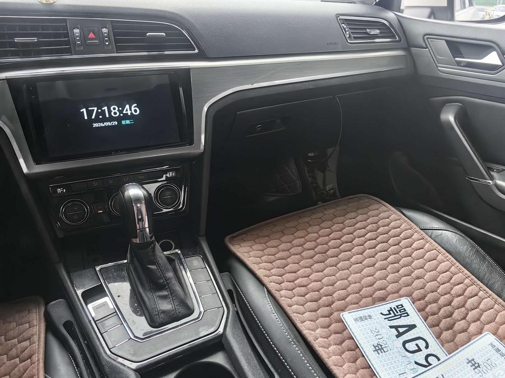 Volkswagen Lamando
