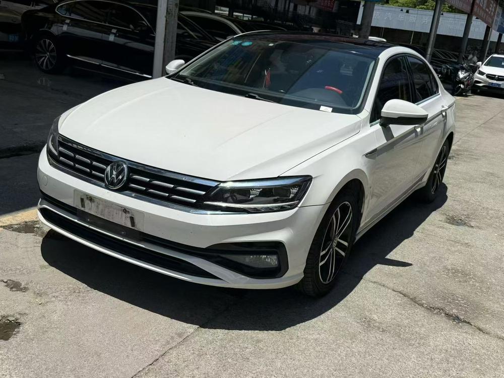 Volkswagen Lamando