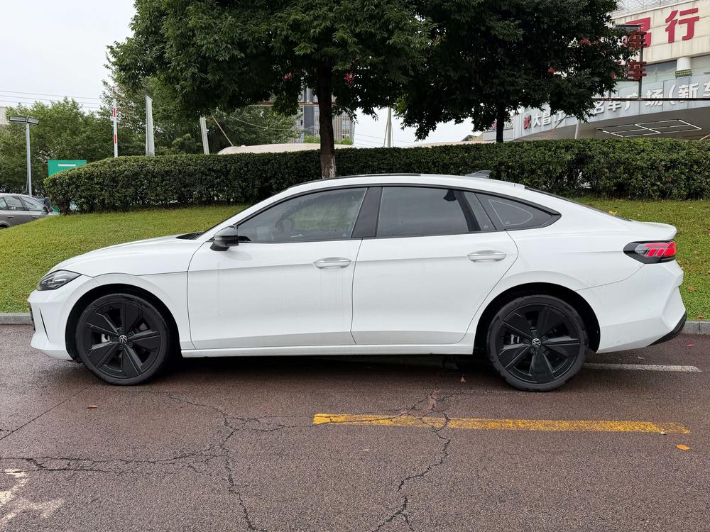 Volkswagen Lamando