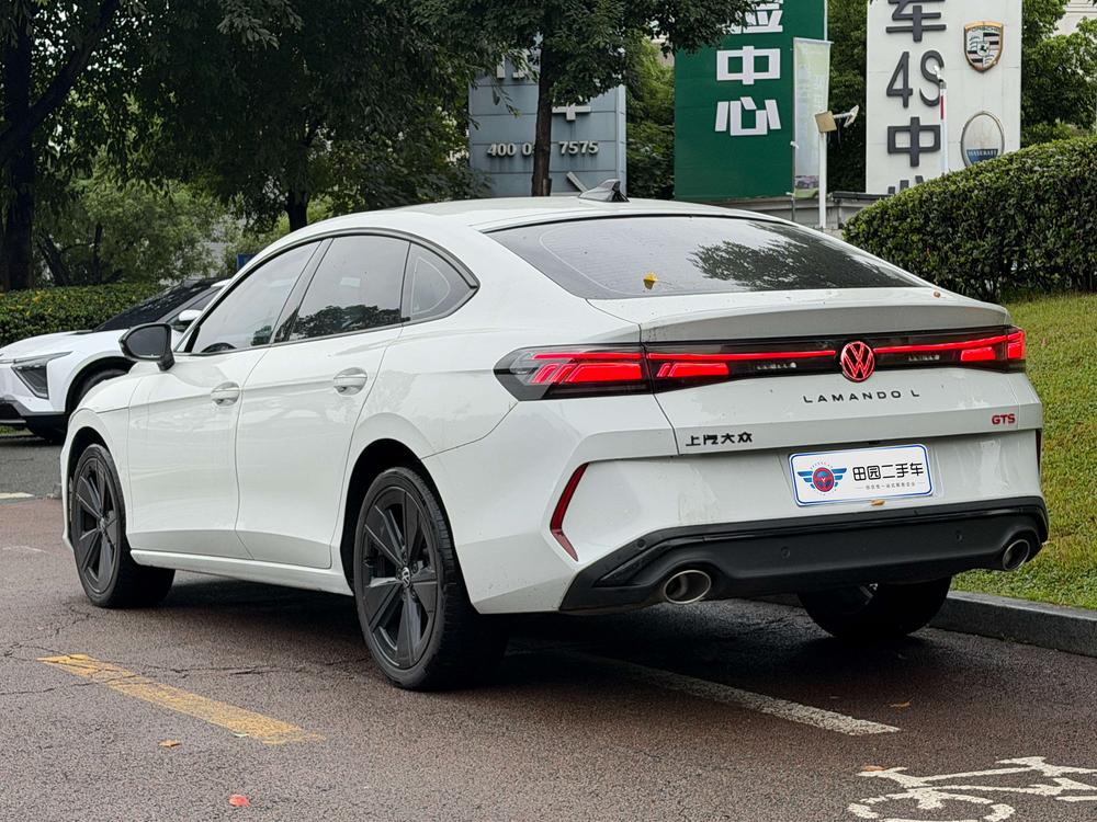 Volkswagen Lamando