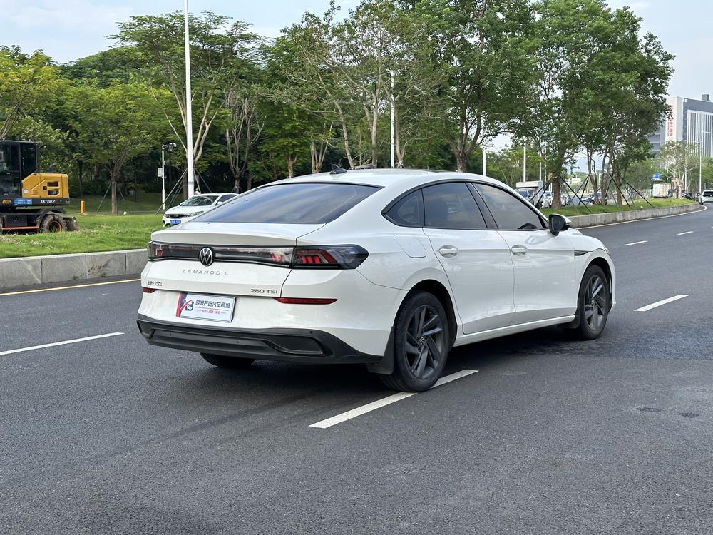 Volkswagen Lamando
