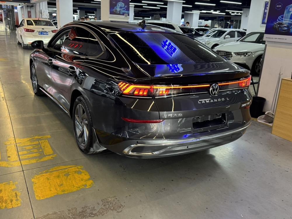 Volkswagen Lamando