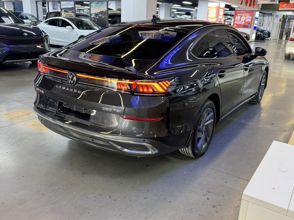 Volkswagen Lamando