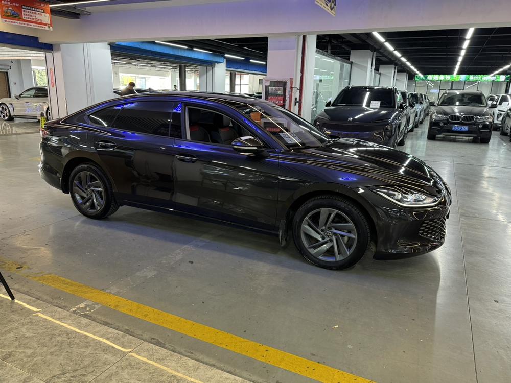 Volkswagen Lamando