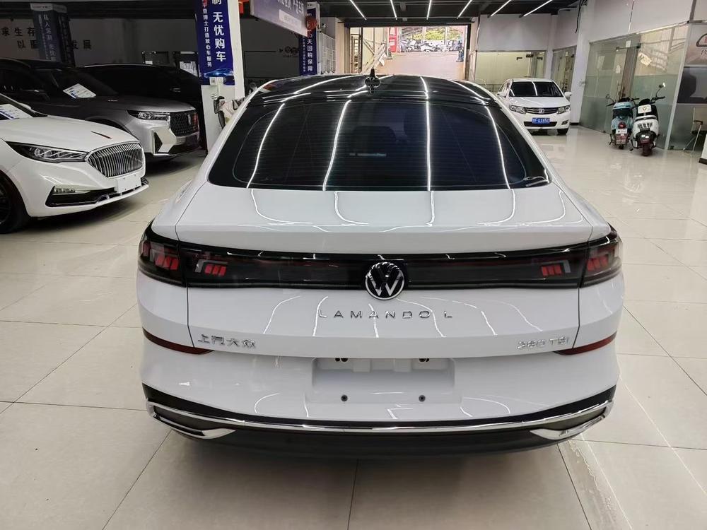 Volkswagen Lamando