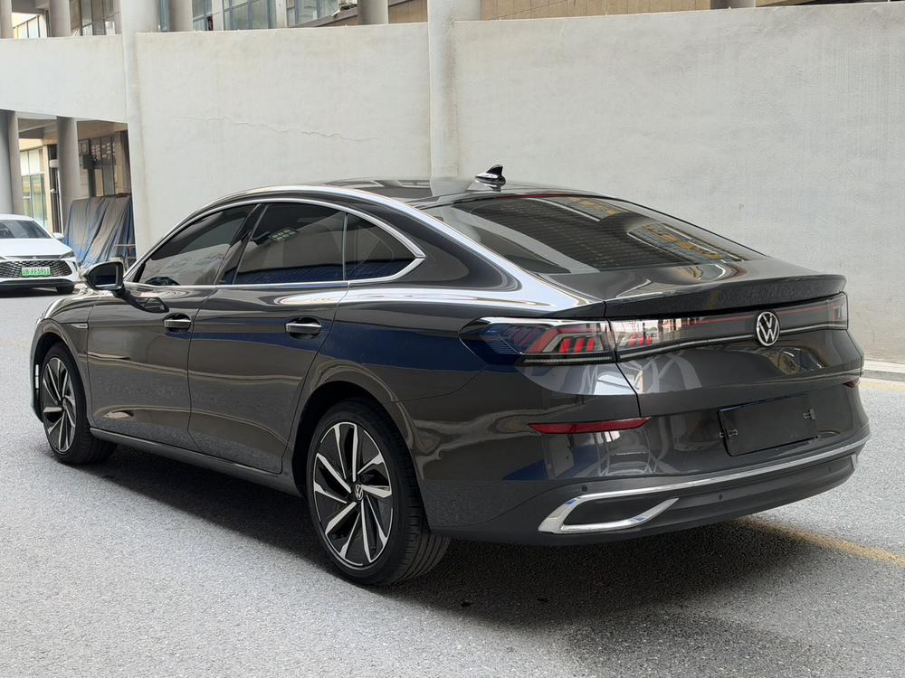 Volkswagen Lamando