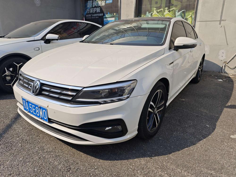 Volkswagen Lamando