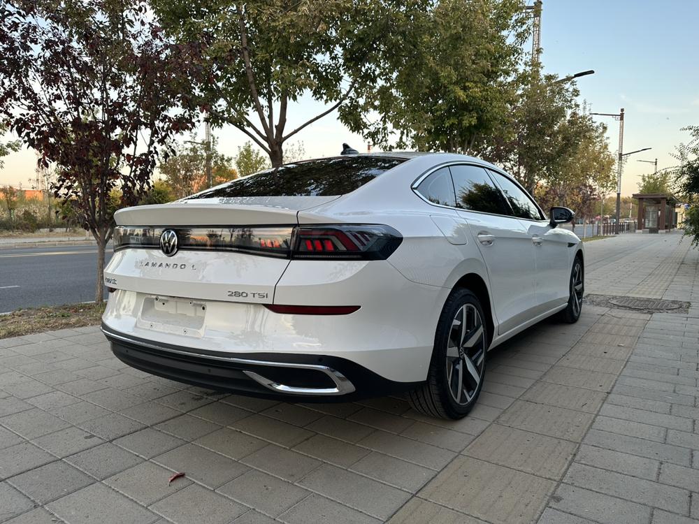 Volkswagen Lamando