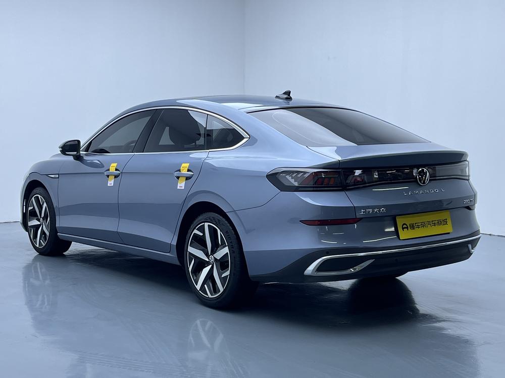 Volkswagen Lamando