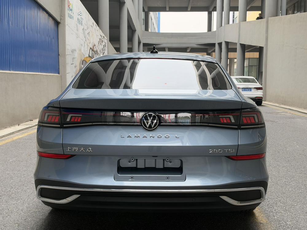 Volkswagen Lamando