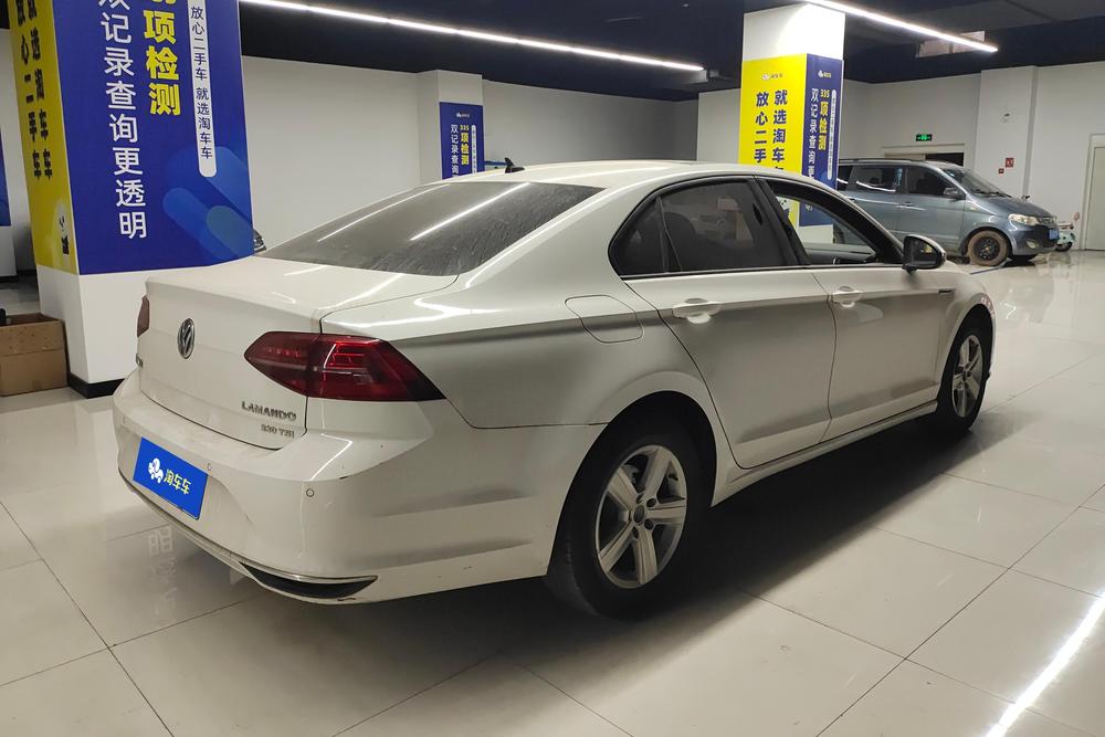 Volkswagen Lamando