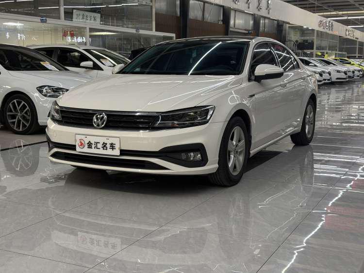 Volkswagen Lamando