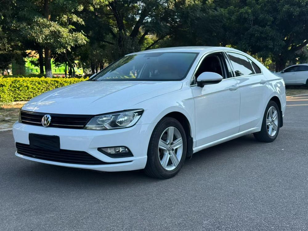 Volkswagen Lamando