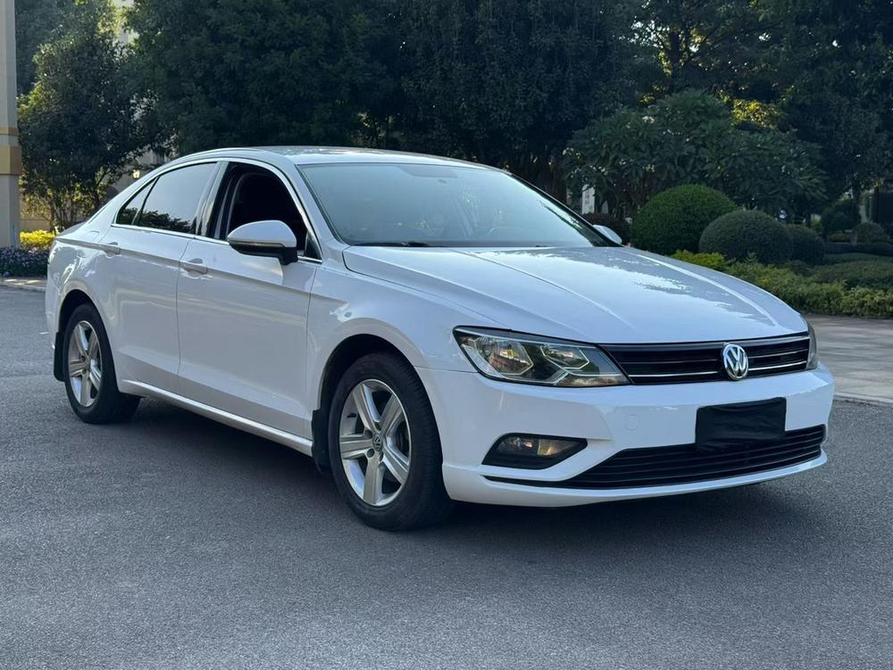 Volkswagen Lamando
