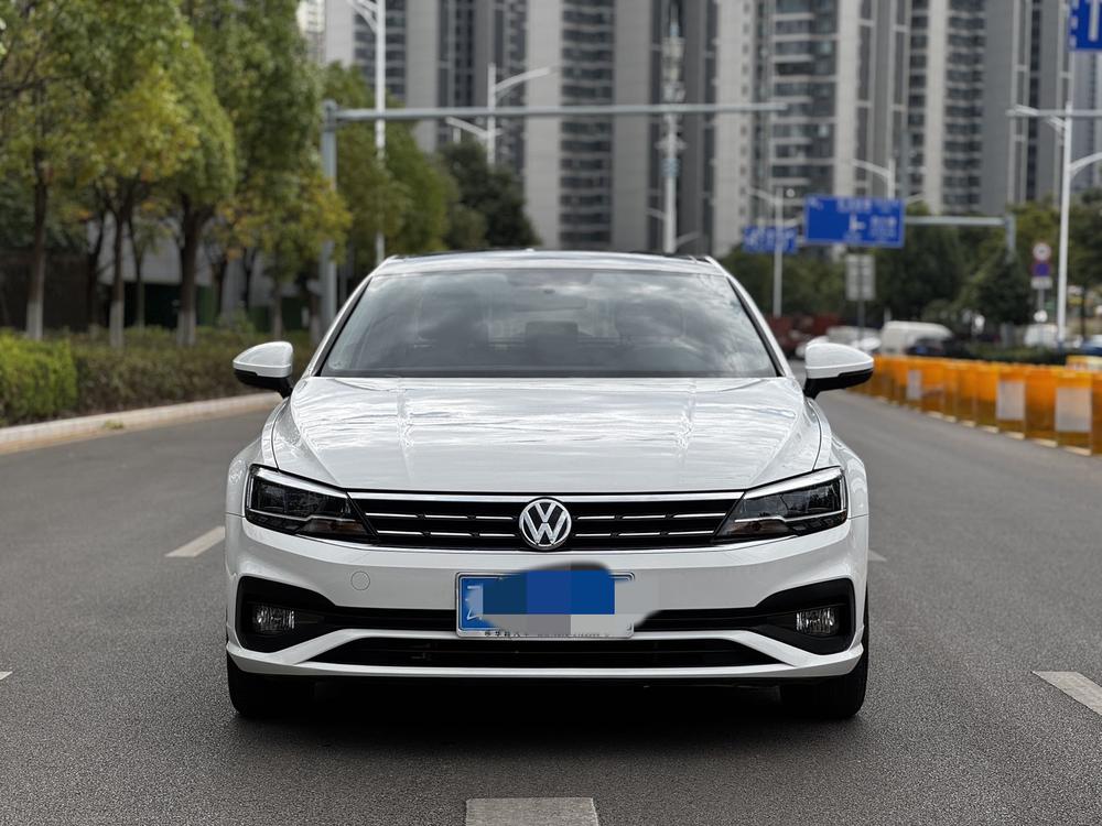 Volkswagen Lamando