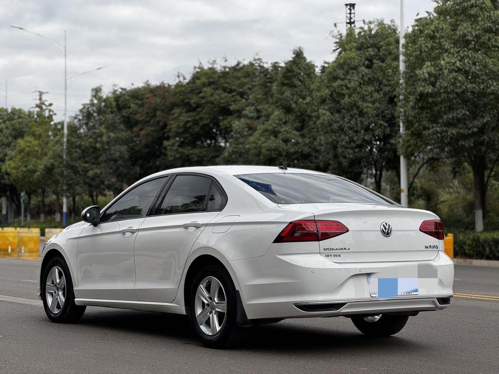 Volkswagen Lamando